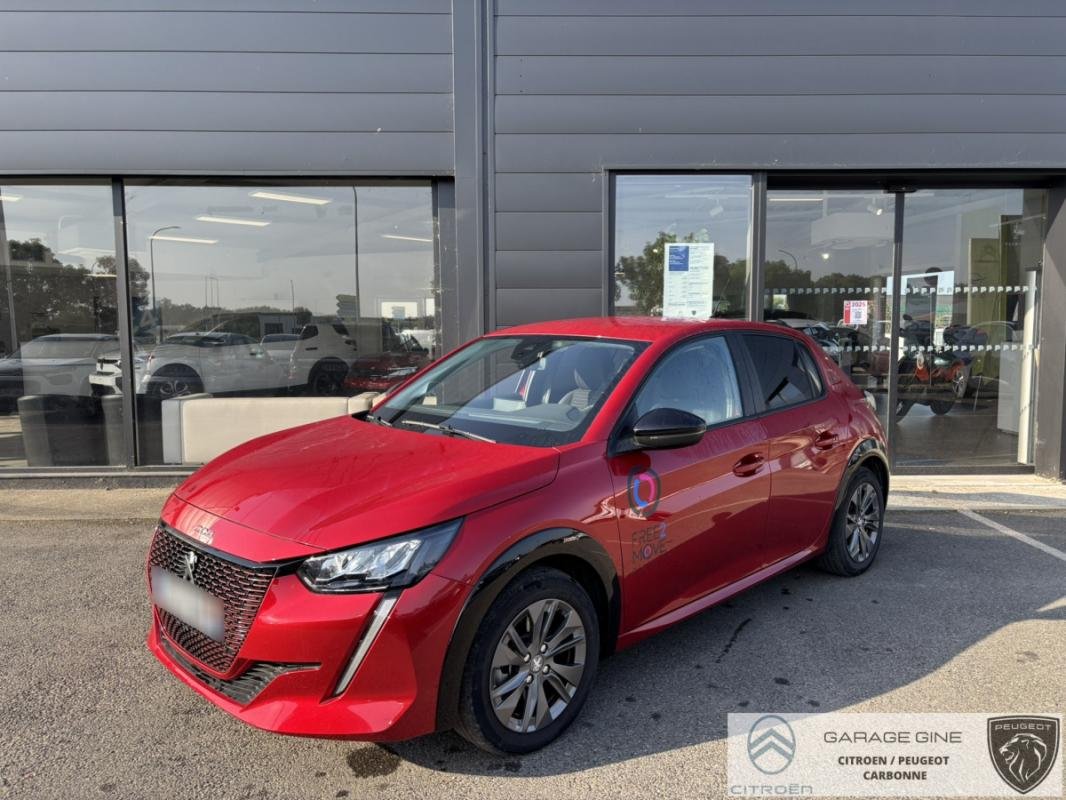 Peugeot E-208