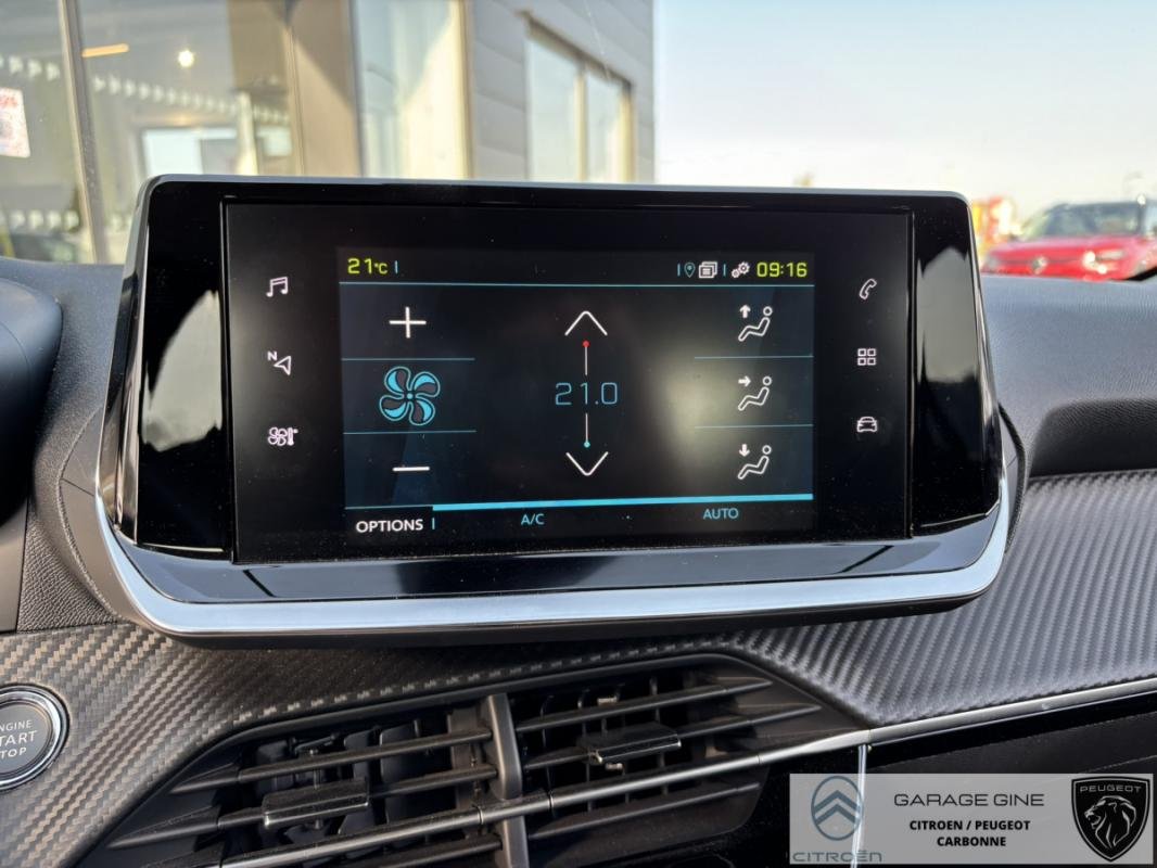 Peugeot E-208 - Photo 13
