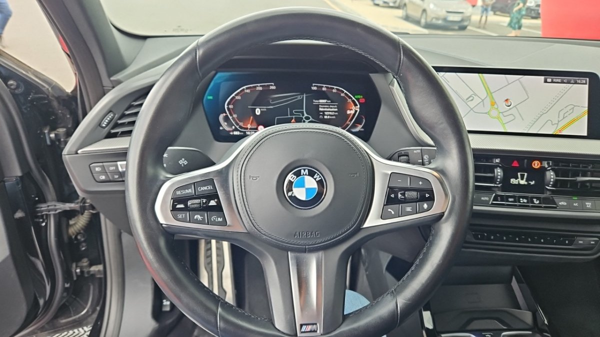 BMW Série 1 - Photo 16
