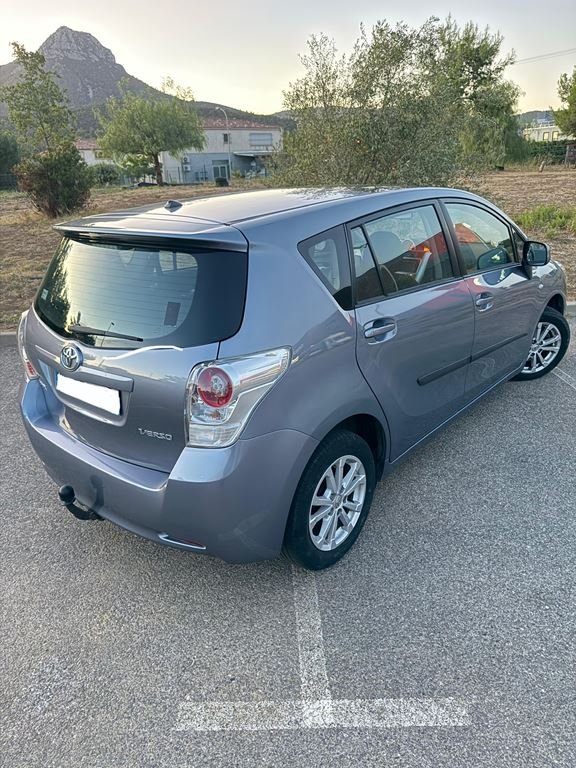 Toyota Verso - Photo 14