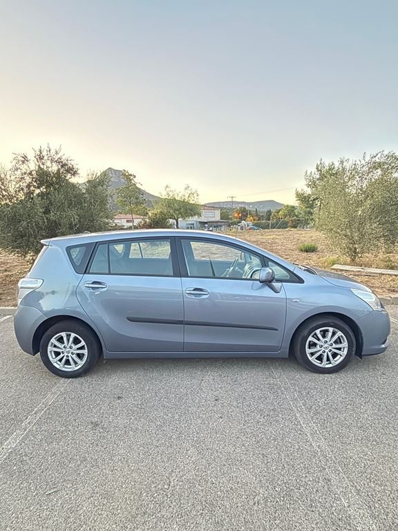 Toyota Verso - Photo 8