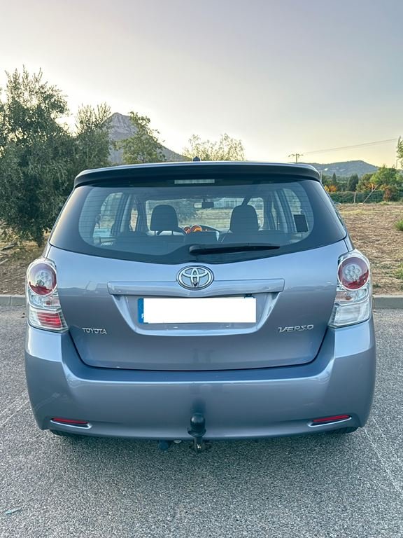 Toyota Verso - Photo 10