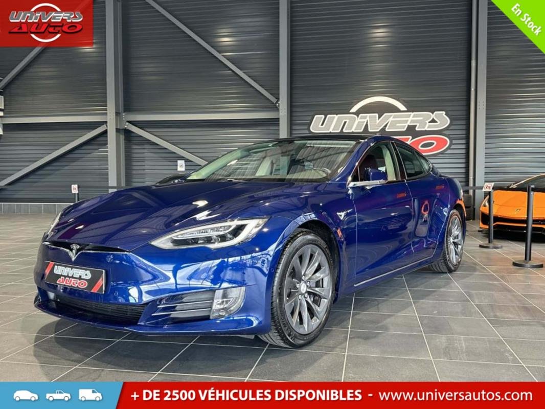 Tesla Model S - Photo 1