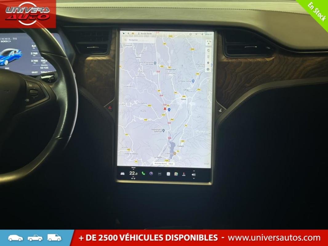 Tesla Model S - Photo 12