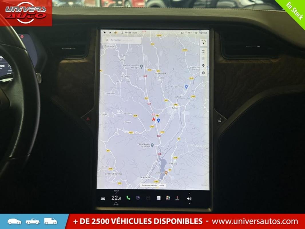 Tesla Model S - Photo 16