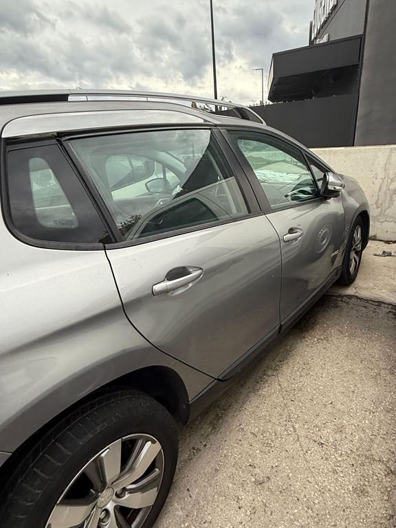 Peugeot 2008 - Photo 4