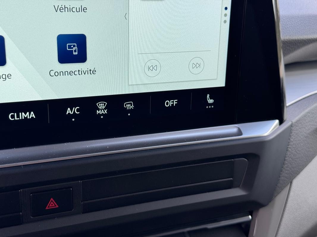 Volkswagen Transporter - Photo 19