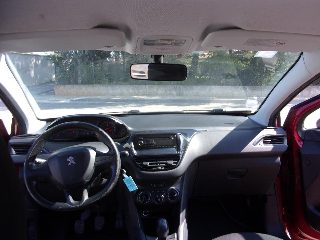 Peugeot 208 - Photo 4