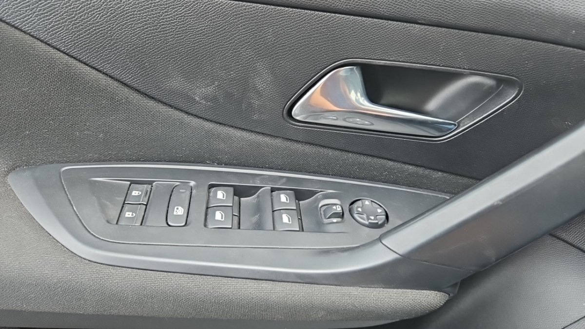 Peugeot 308 - Photo 22