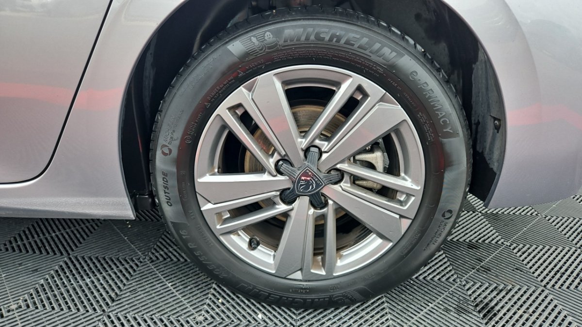 Peugeot 308 - Photo 8