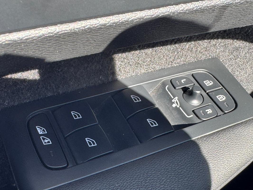 Volvo XC40 - Photo 12