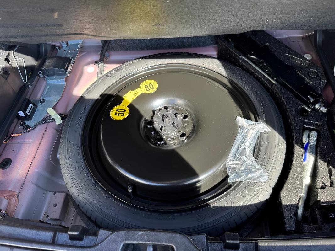 Volvo XC40 - Photo 24