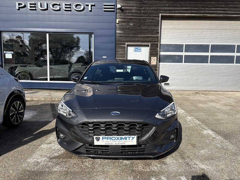 Ford Focus - Photo 2