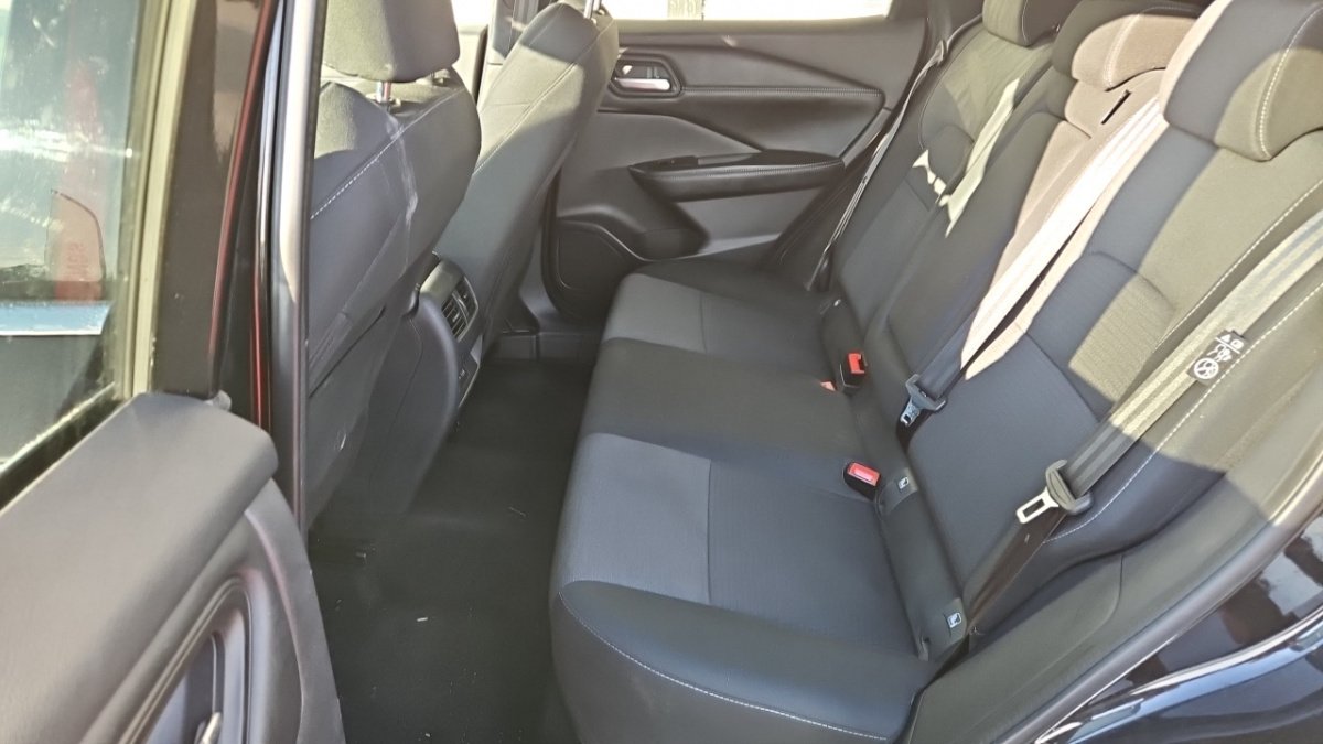 Nissan Qashqai - Photo 11