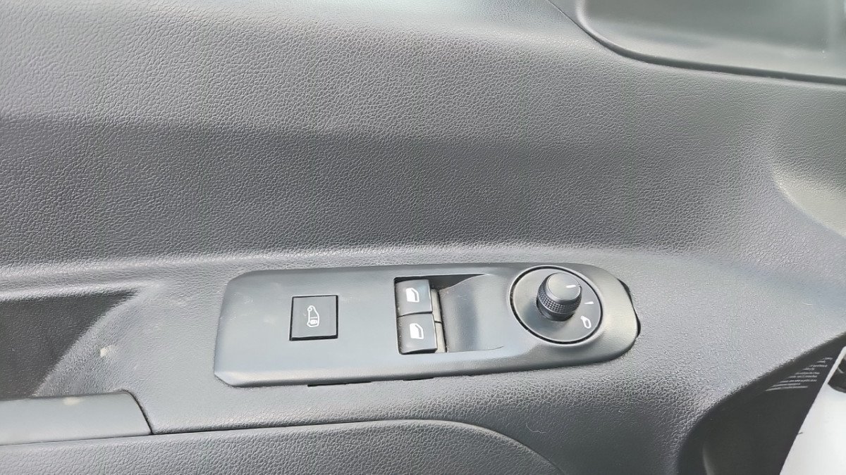 Peugeot Partner - Photo 24