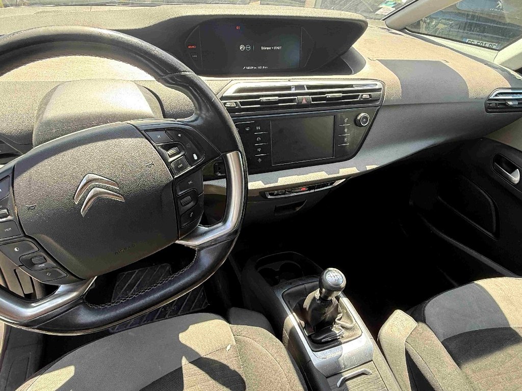 Citroën C4 Picasso - Photo 6