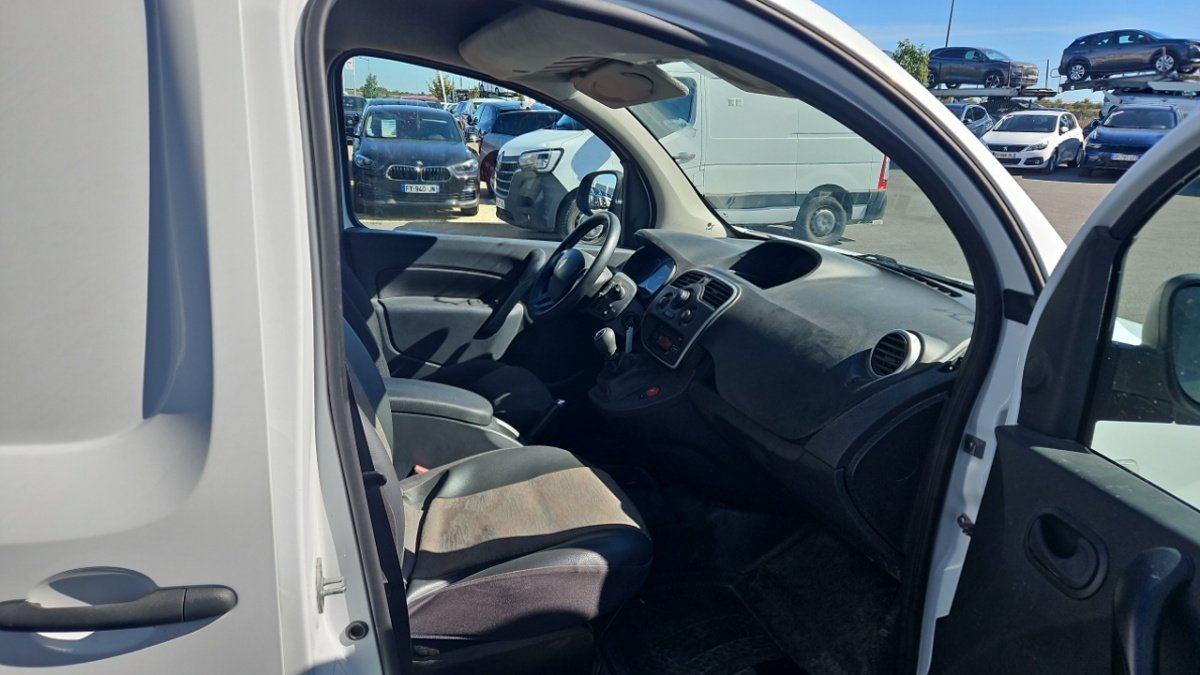 Renault Kangoo Express - Photo 12