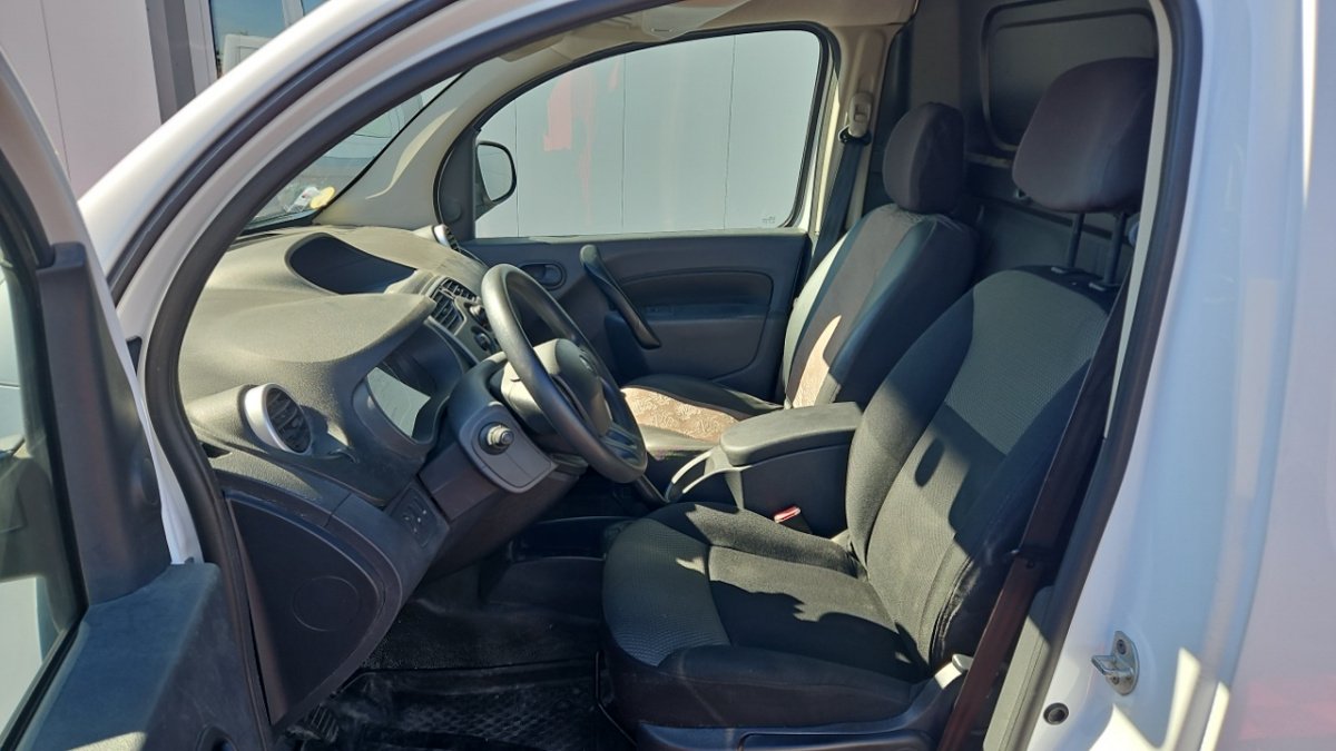 Renault Kangoo Express - Photo 13