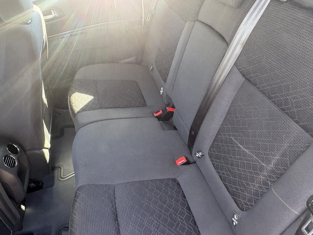 Peugeot 3008 - Photo 9