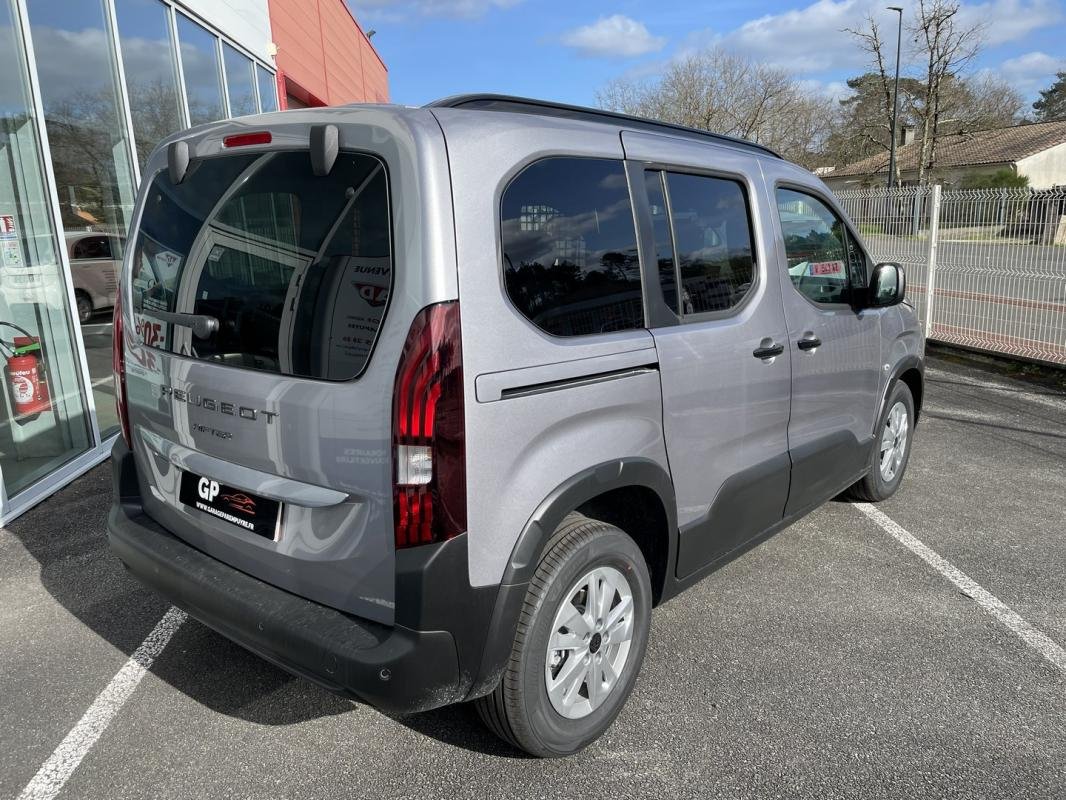 Peugeot Rifter - Photo 21