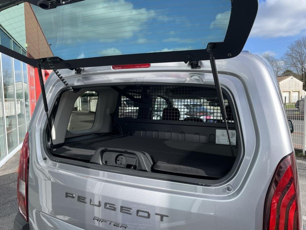 Peugeot Rifter - Photo 10