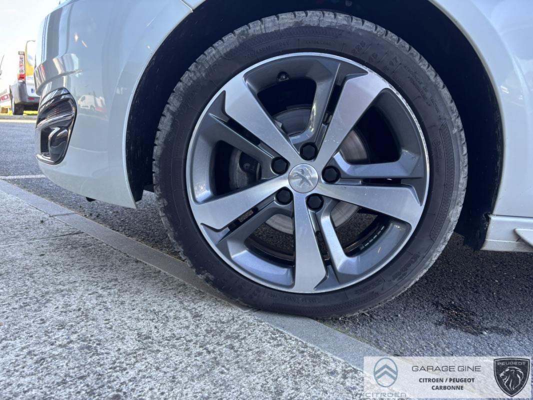 Peugeot 308 - Photo 6