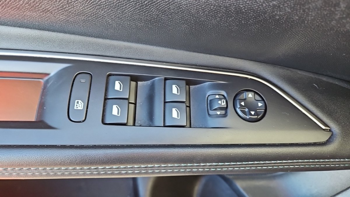 Peugeot 3008 - Photo 26