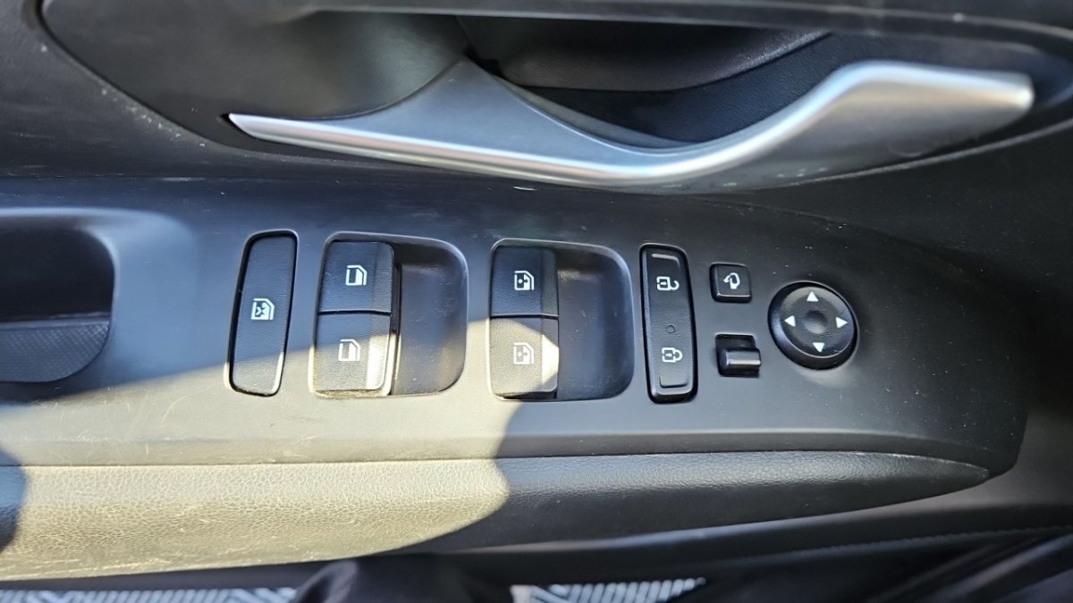 Hyundai Tucson - Photo 25