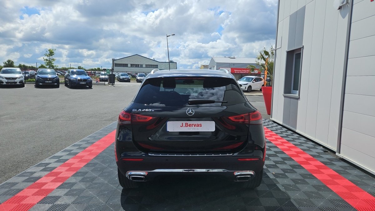 Mercedes Gla - Photo 4