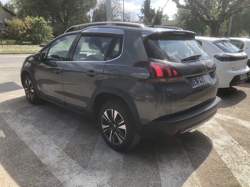 Peugeot 2008 - Photo 4