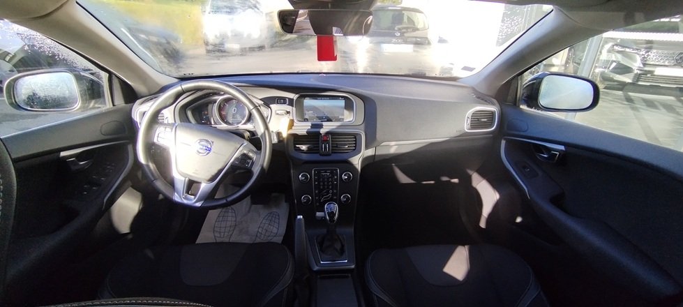 Volvo V40 - Photo 7