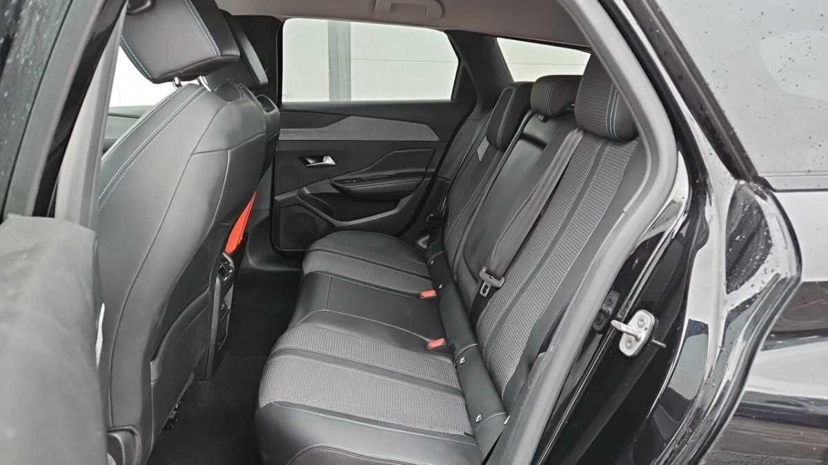 Peugeot 308 SW - Photo 12