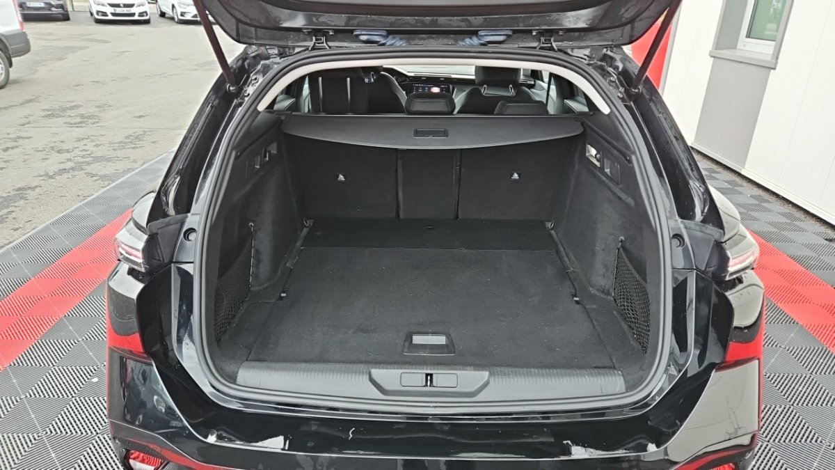 Peugeot 308 SW - Photo 9