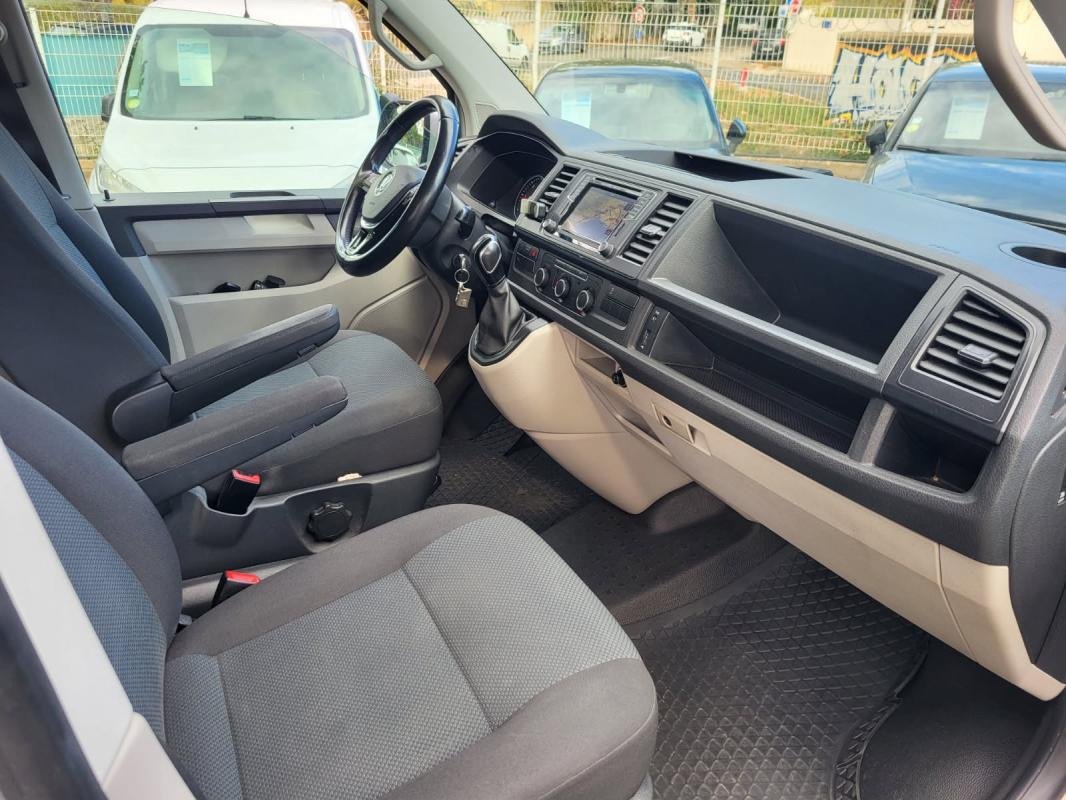 Volkswagen Transporter - Photo 8