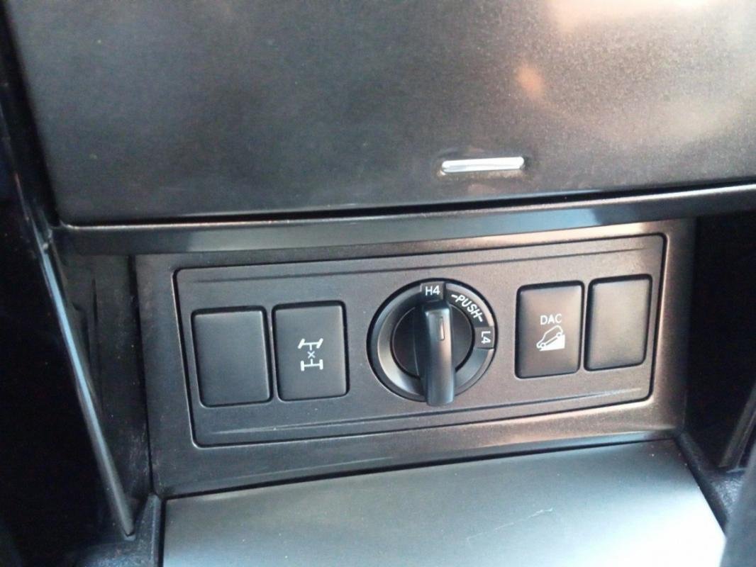 Toyota Land Cruiser - Photo 25
