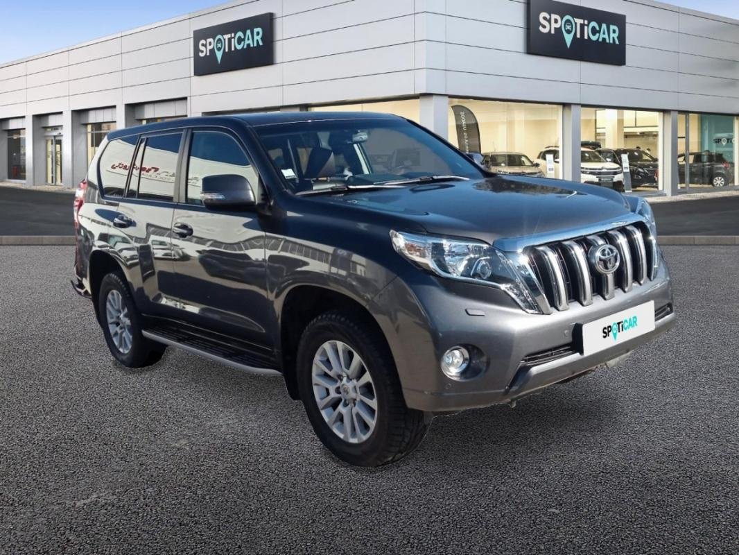 Toyota Land Cruiser - Photo 3