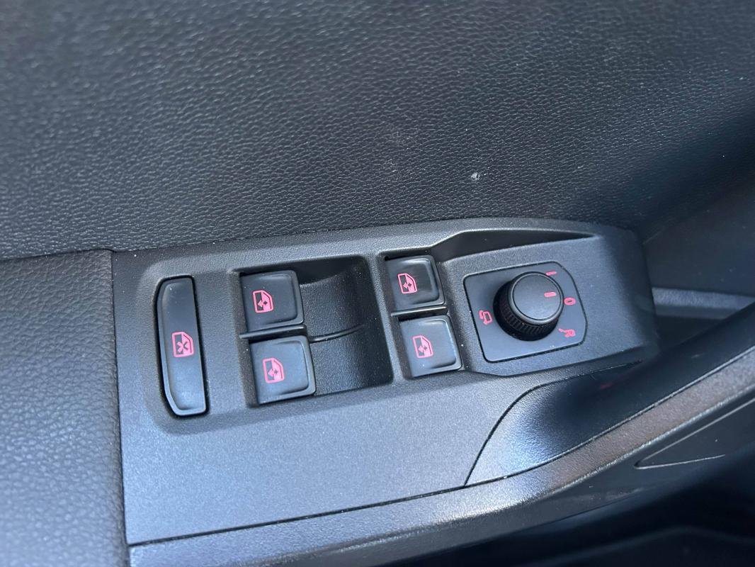 Seat Ibiza - Photo 12