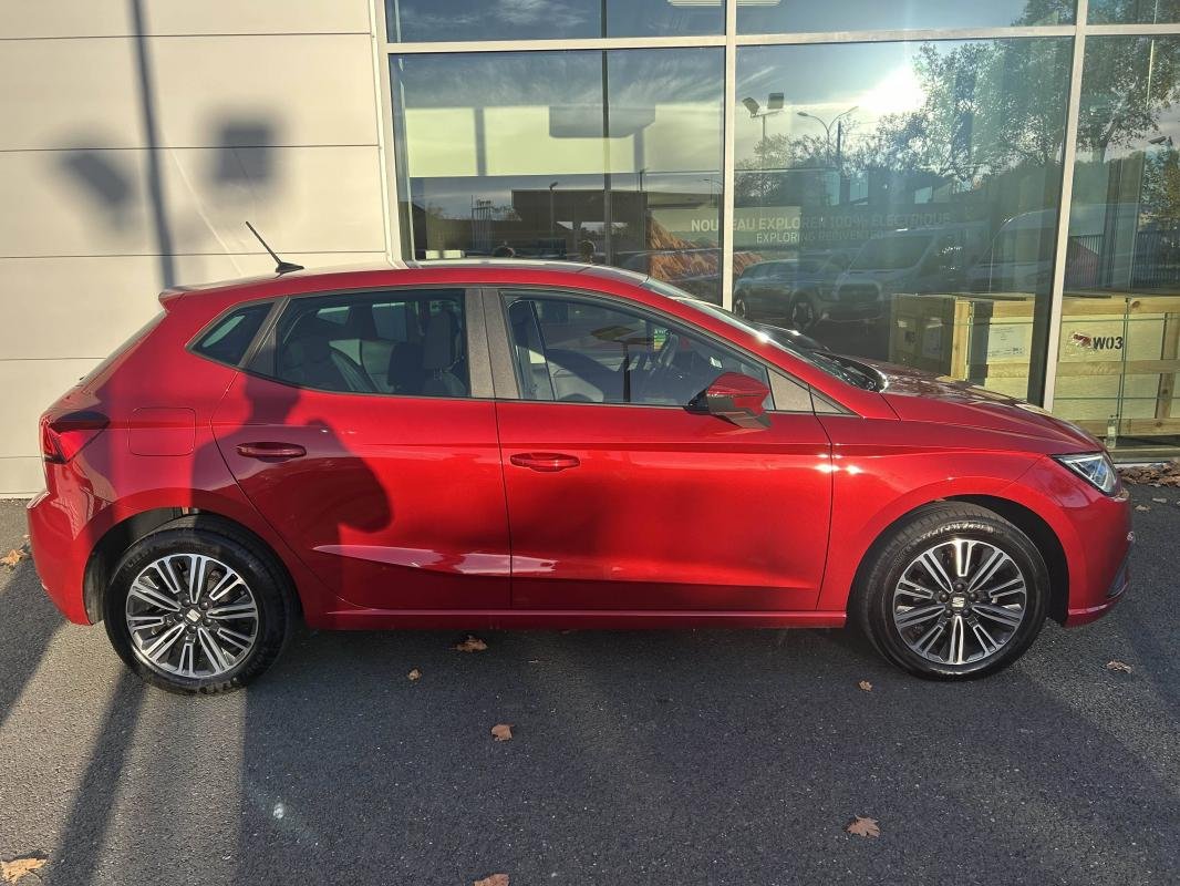 Seat Ibiza - Photo 2