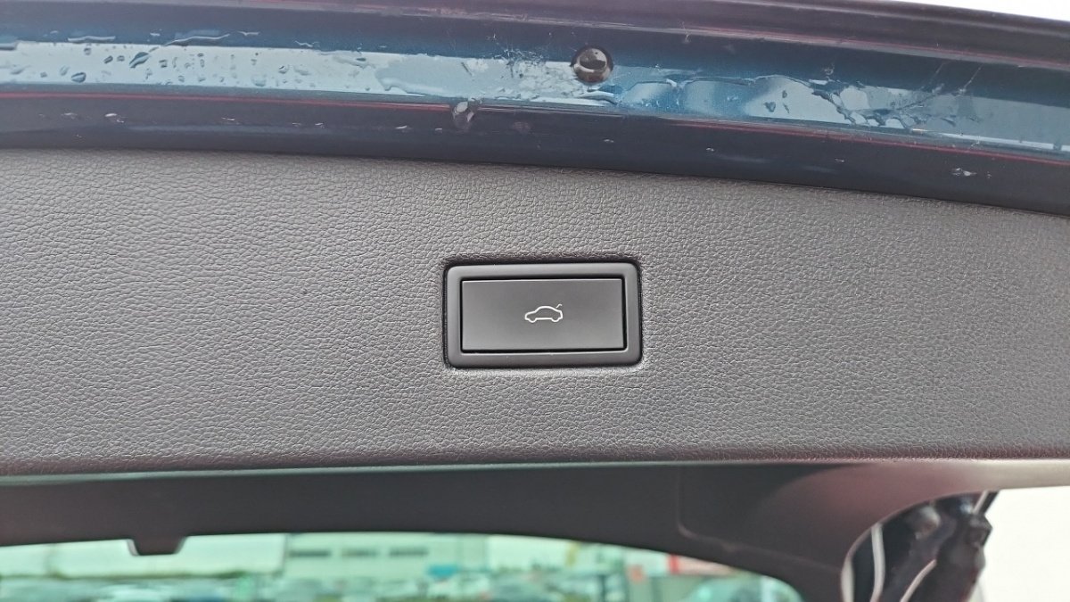 Volkswagen Tiguan - Photo 11