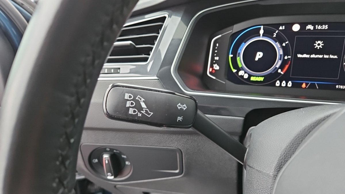 Volkswagen Tiguan - Photo 24