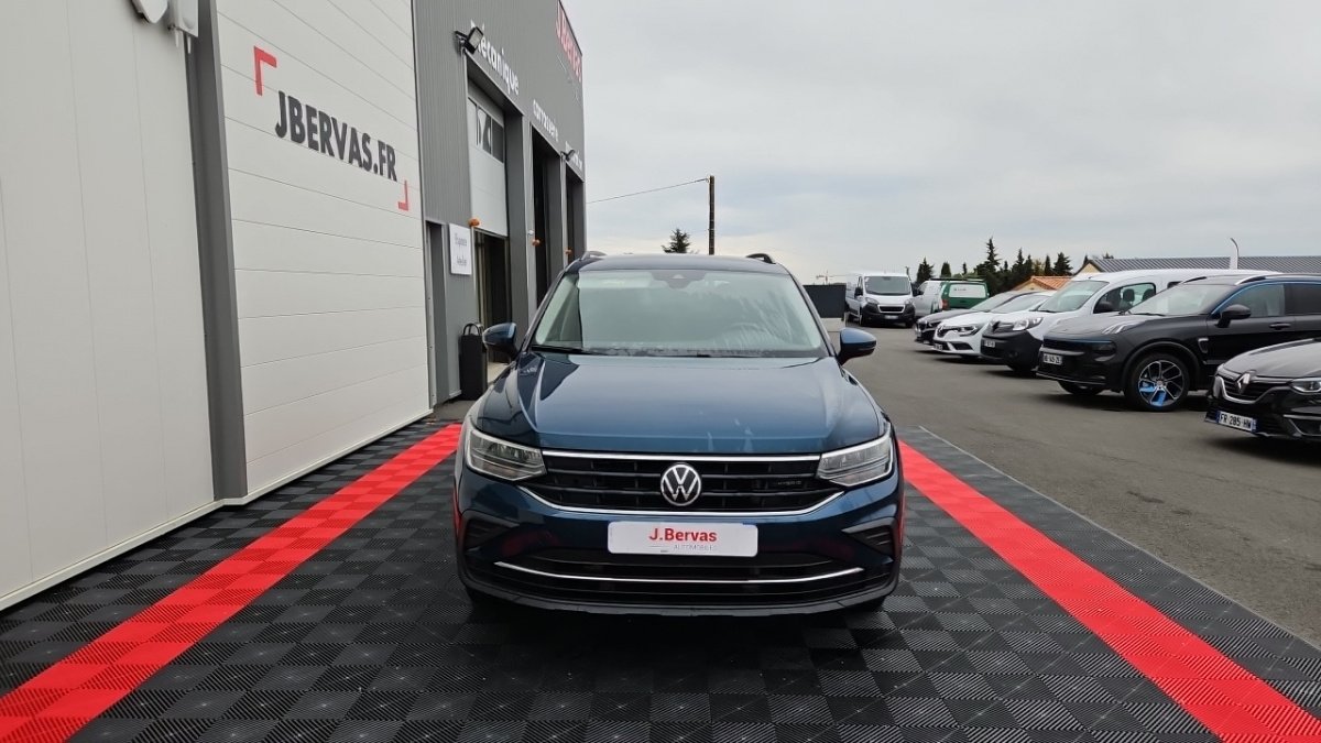 Volkswagen Tiguan - Photo 8