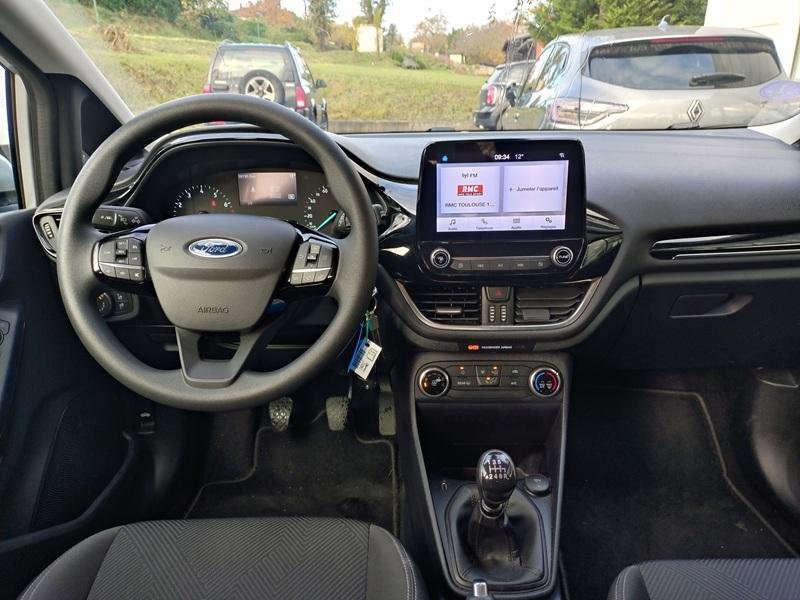 Ford Fiesta - Photo 8
