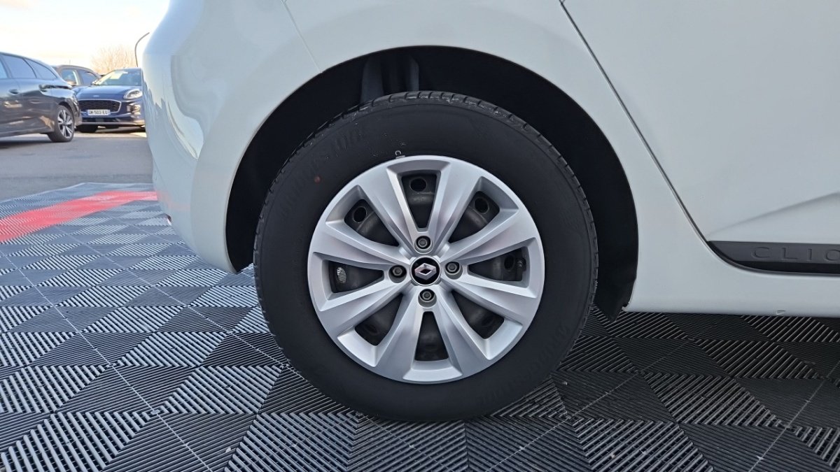 Renault Clio - Photo 8