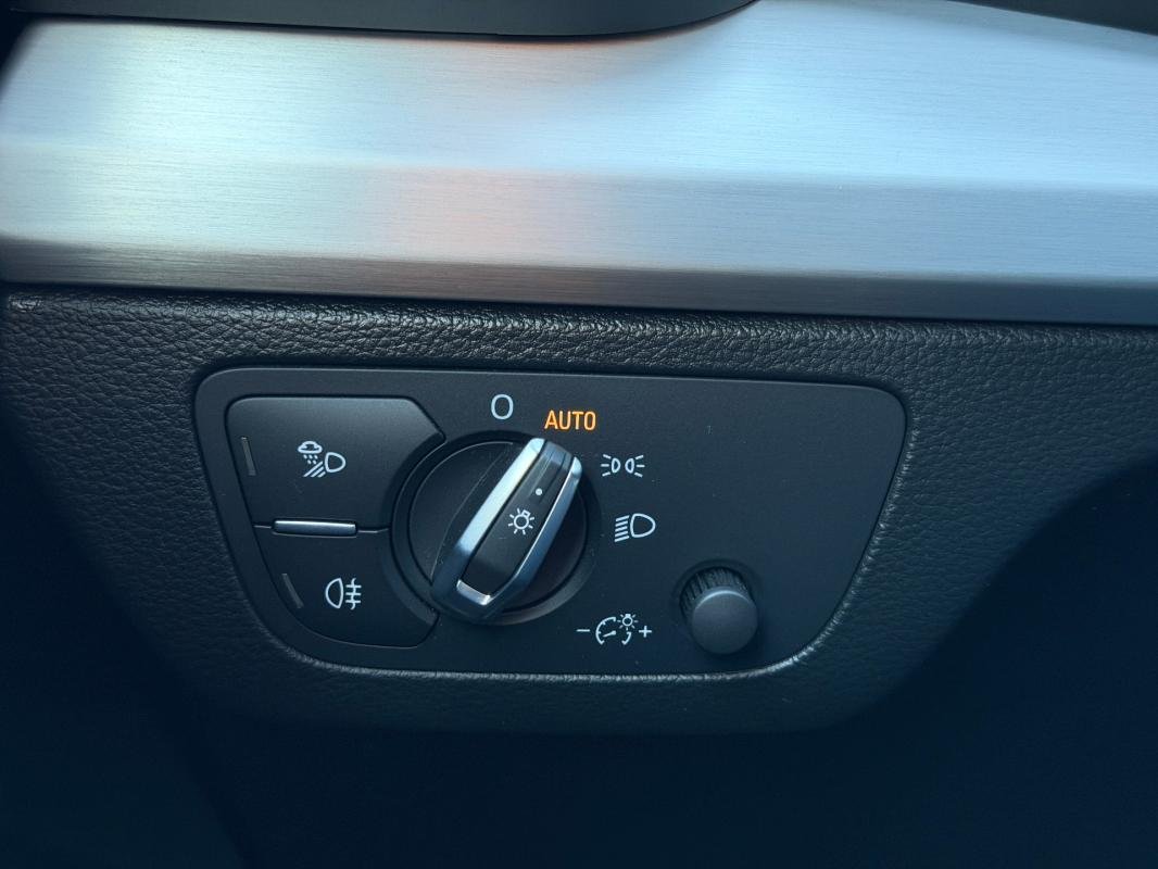 Audi Q5 Sportback - Photo 9