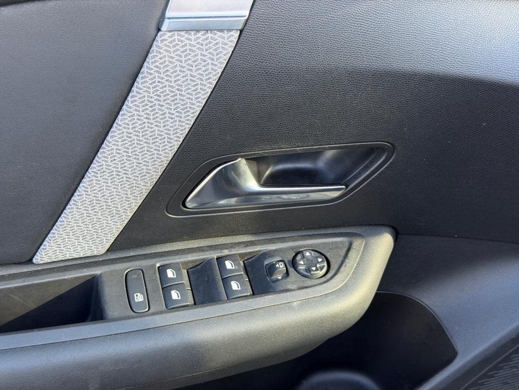 Citroën c4 x - Photo 11