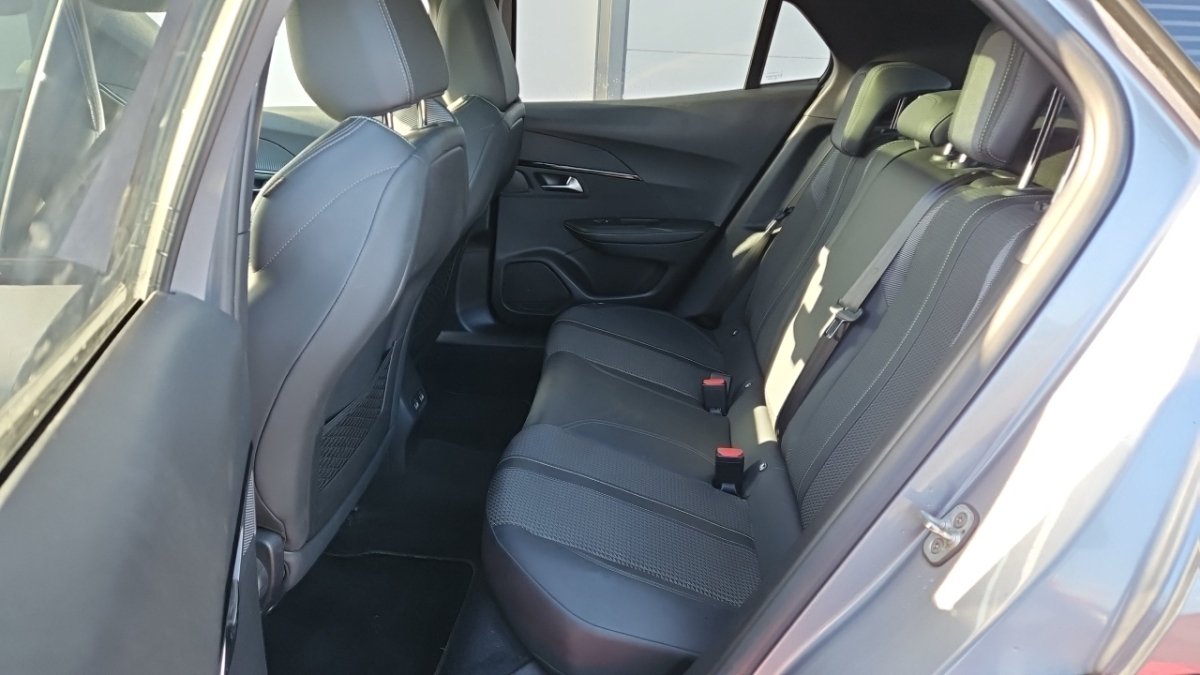 Peugeot 2008 - Photo 12