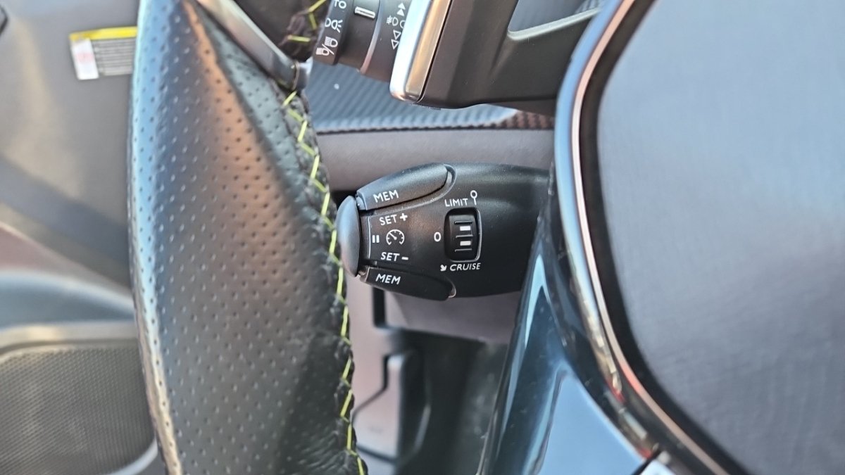 Peugeot 2008 - Photo 25