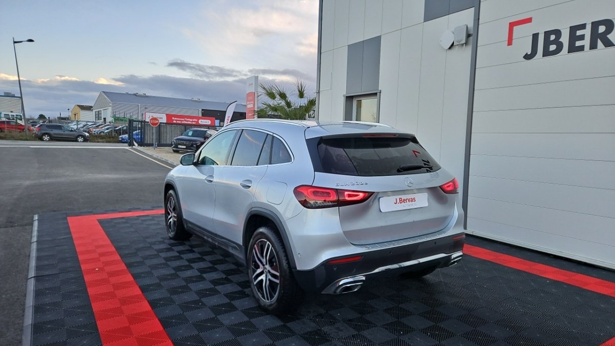 Mercedes Gla - Photo 3