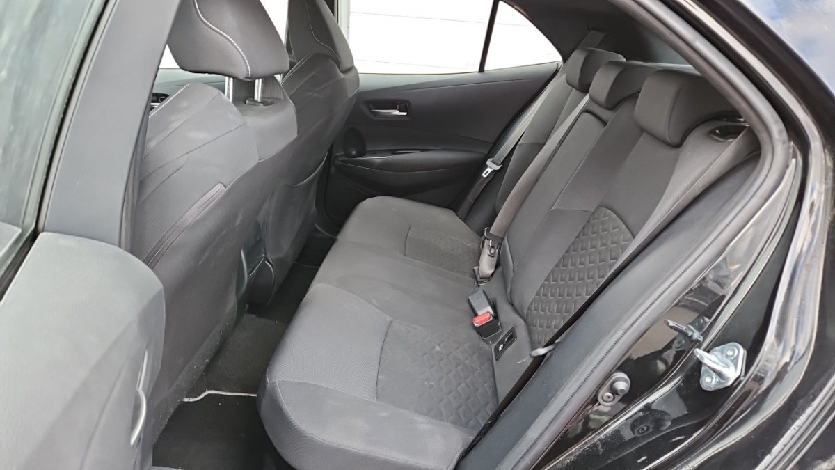 Toyota Corolla - Photo 12