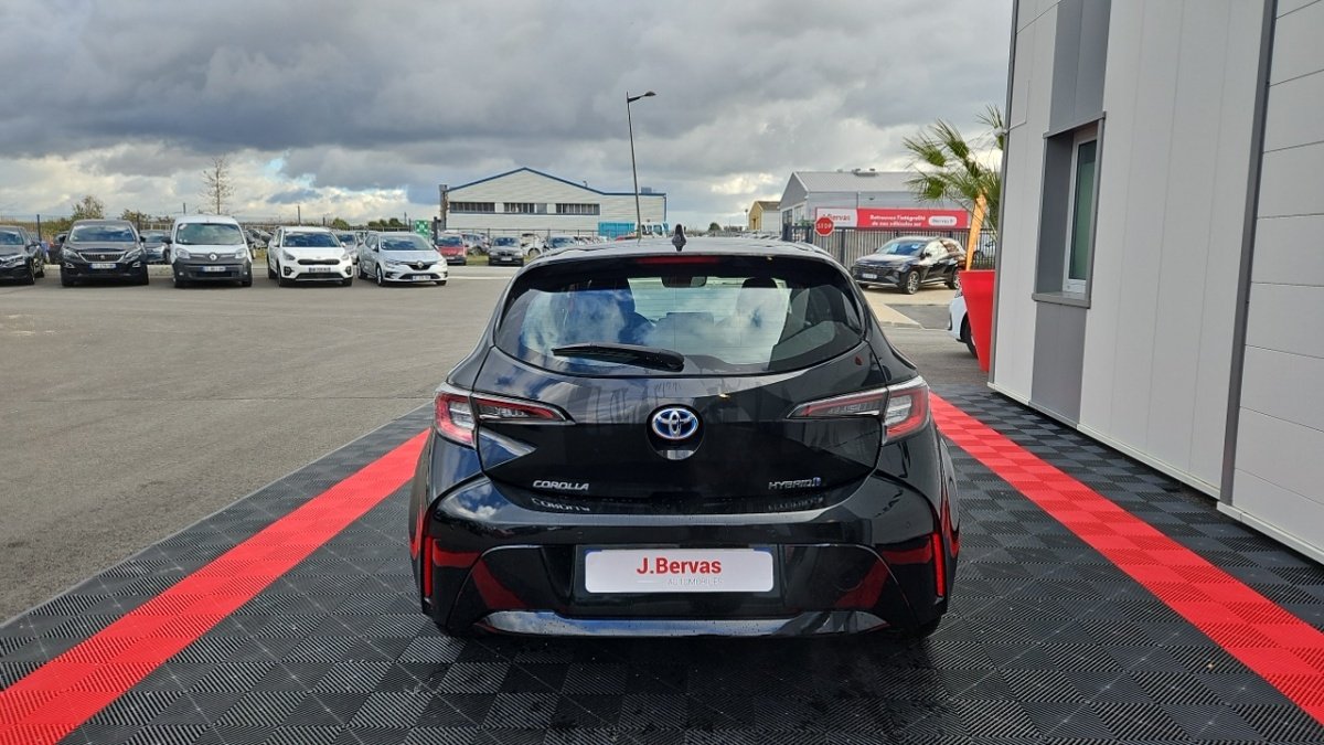 Toyota Corolla - Photo 4
